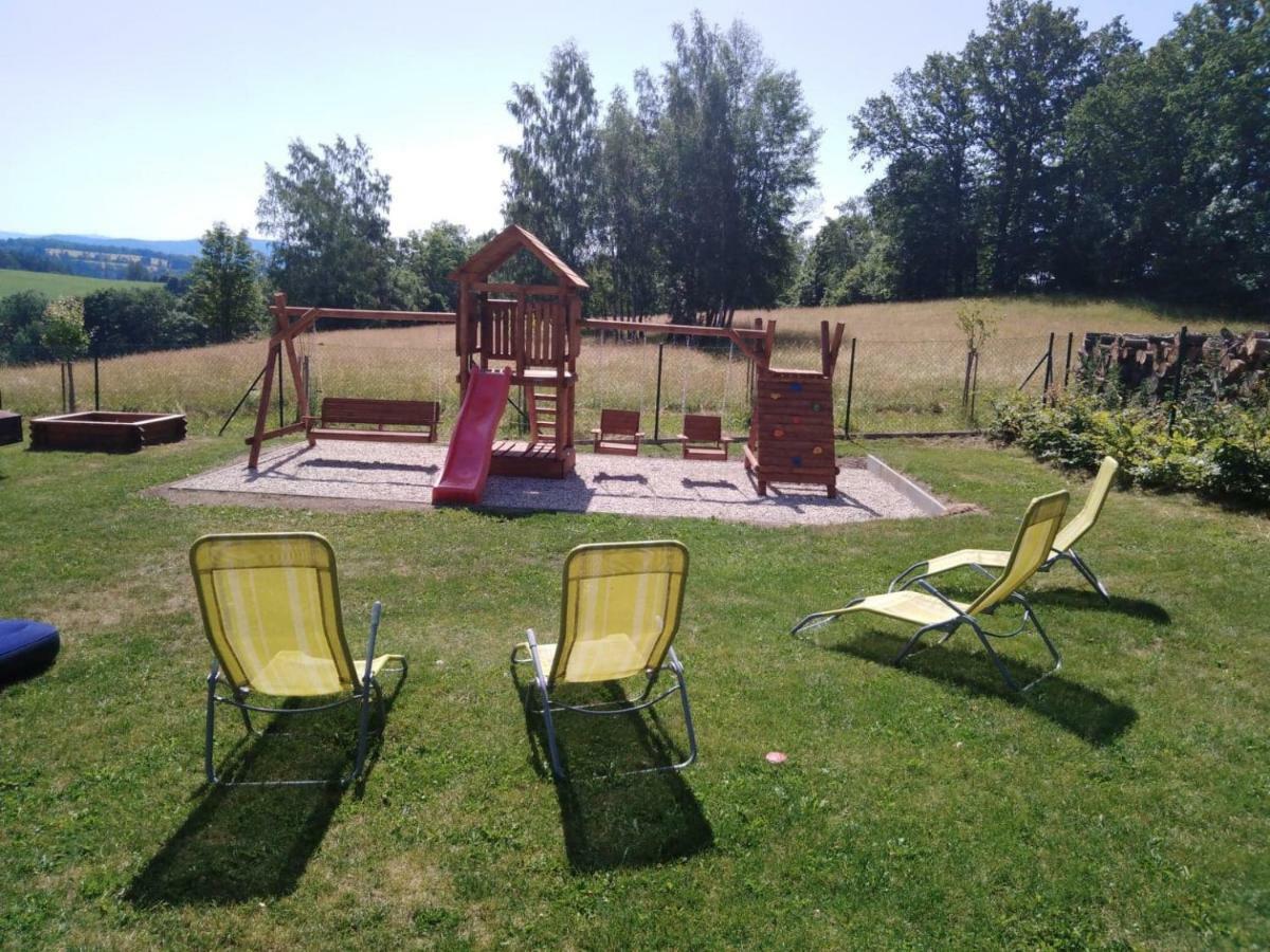 Pension Stara Skola Vysoke Zibridovice Bagian luar foto